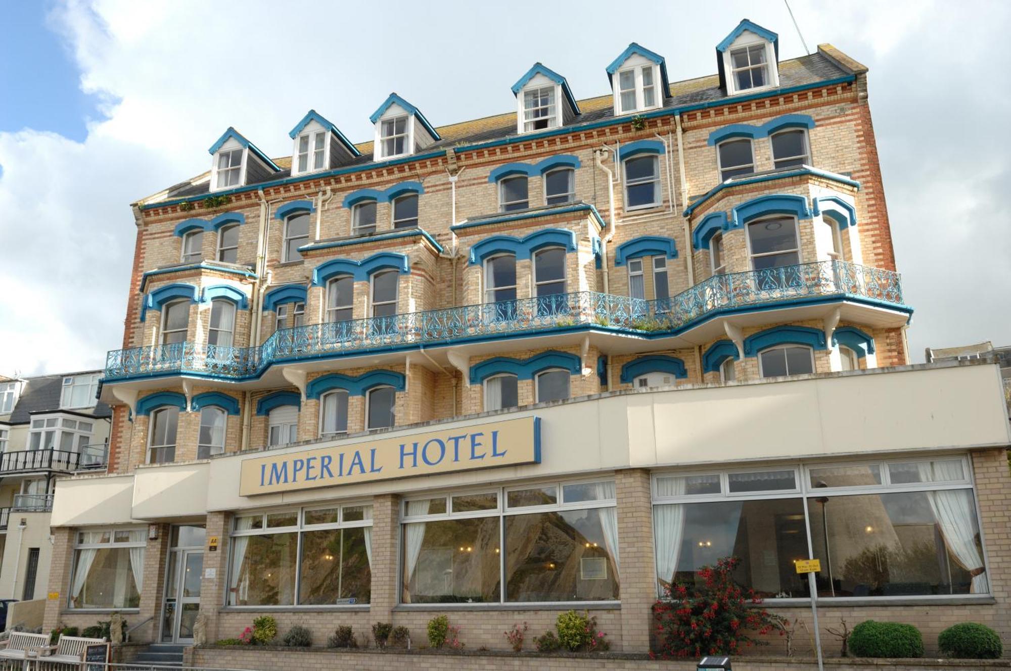 אילפרקומב Imperial Hotel מראה חיצוני תמונה